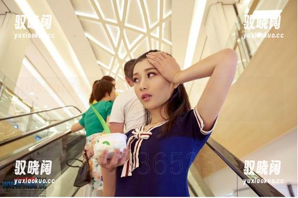 AISS爱丝(黄金版) - 看灵儿的美丝写真，我的壁纸选择从此不能自已！