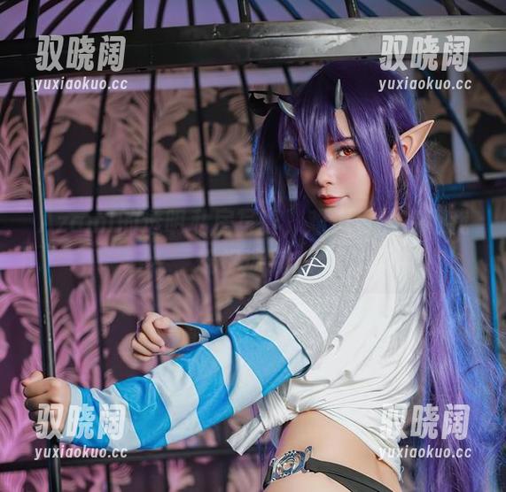 Azami的透明私房写真，难道真的在和我玩捉迷藏？