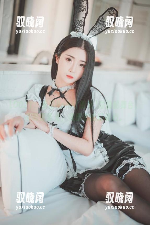 LOOZY：来自Bomi(普美)的隐秘舞台，不需要圣光，美图也能打动心。