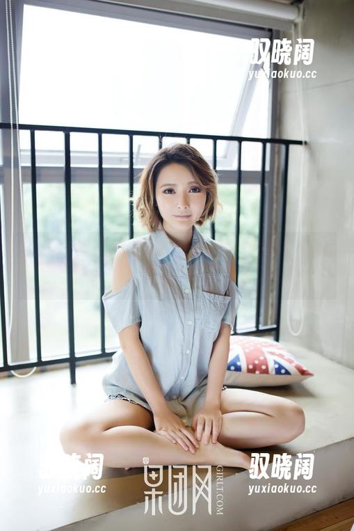 GIRLT果团网 - 修女与通灵儿的奇妙碰撞，精选原图让人疯狂