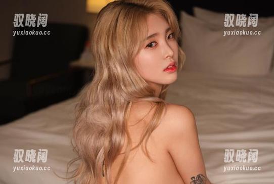 Hyoyeon(김효연)全套写真：穿越到Korea的神奇旅行。
