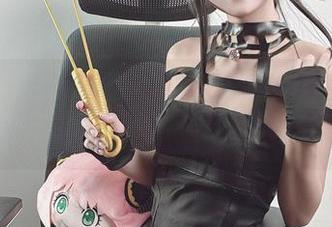 深入兔田佩克拉的cos世界，KuukoW要不要放点资源给我？