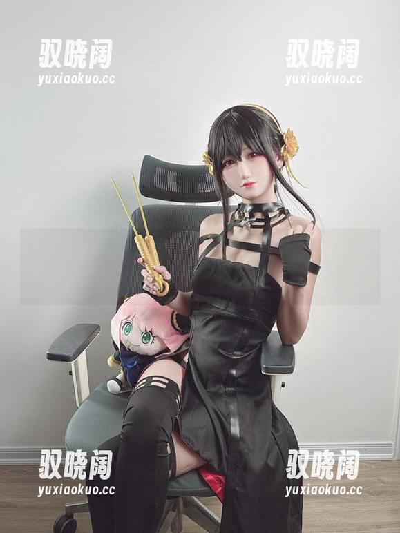 深入兔田佩克拉的cos世界，KuukoW要不要放点资源给我？