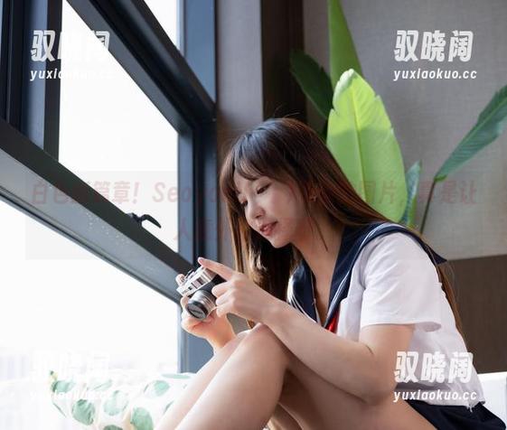 白色新篇章！Seoyool(서율)更新的图片，真是让人意外的选择呀。