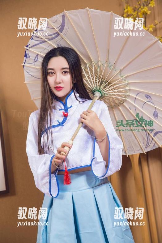 TouTiao头条女神-周熙妍 TouTiao头条女神 - 红裙+免费=周熙妍的时尚秘籍大公开,感谢不客气!