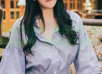 TouTiao头条女神 - 甜心出炉，陈怡曼的原图免费送，快来收图当扇子！