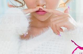 UGirls尤果网 - 李思宁说她和高跟鞋的故事——又更新了，快来看图片！