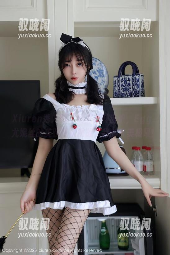 Xiuren秀人网 - 私房新鲜出炉，Egg_尤妮丝的美腿再次挑战，我的审美极限！