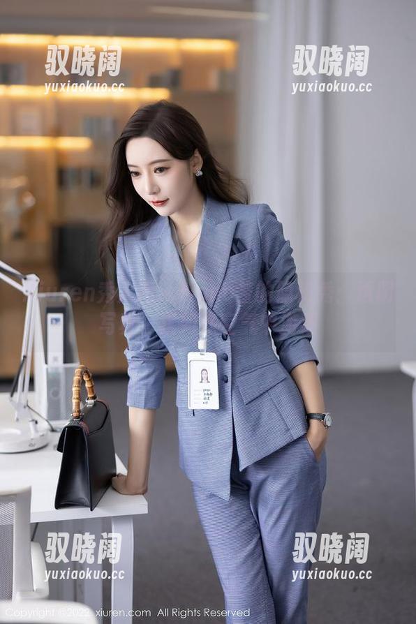 Xiuren秀人网 - Nono酱的隐秘秀：透明写真，犹如在空气中游荡