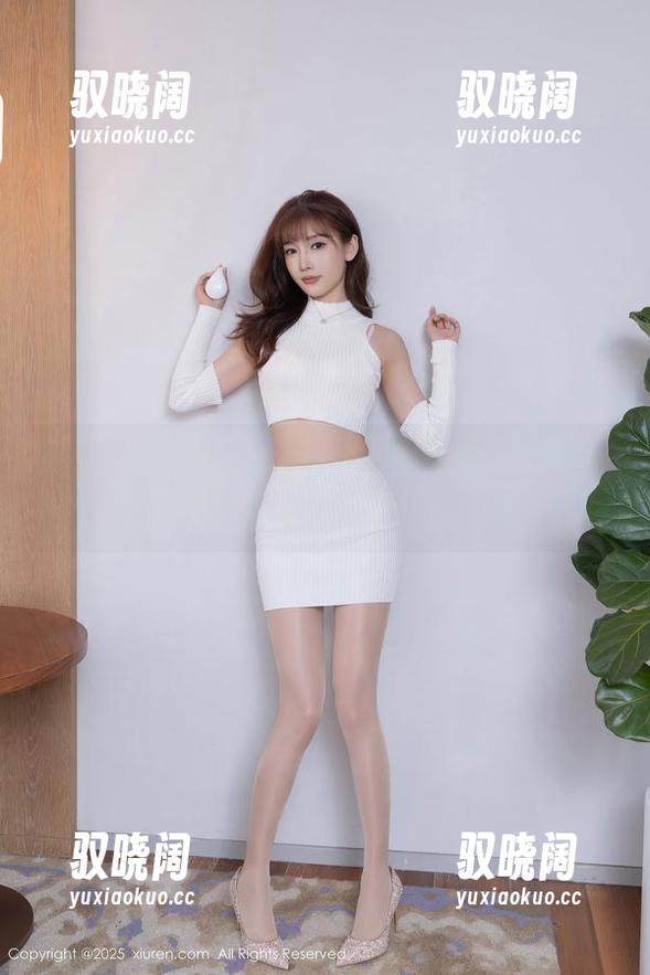 Xiuren秀人网 - 凌希儿的姐姐，图片里的现代女神，资源供上门来