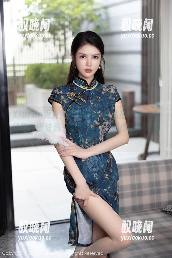 Xiuren秀人网-南初妹妹 Xiuren秀人网 - 南初妹妹私拍合集:牛仔裤,像涂鸦一样自由,真期待穿着它去超市!