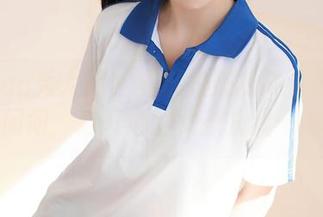 Xiuren秀人网 - 曼苏拉娜的高清图册：想问问，这开心的女孩找我干嘛？