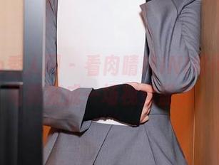 Xiuren秀人网 - 看肉晴MINI如何把吊带写真变成一场视觉盛龙。