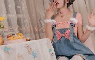 Yiko湿润兔的私房运动美图：肌肉在跳动，心在狂奔