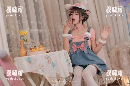 Yiko湿润兔的私房运动美图：肌肉在跳动，心在狂奔