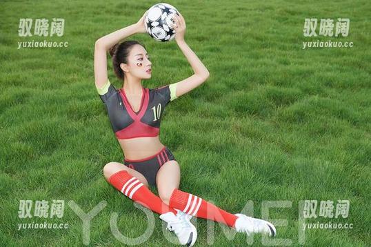 YouMi尤蜜荟 - 卓娅祺图包：我女友是女神，拍照的过程就像划拳
