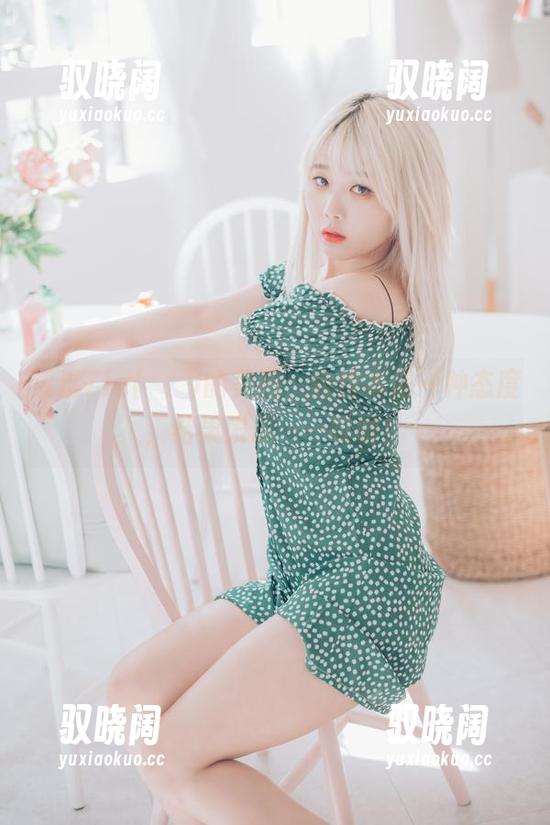 透过Zia(지아)的美图，豹纹本是一种态度，结果发现……哎哟！
