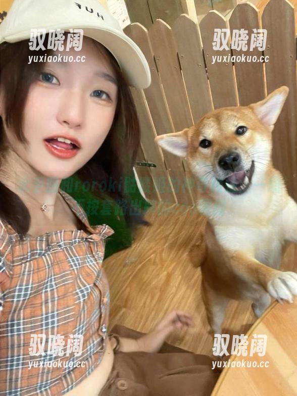 水手服和roroki骷髅姬的神奇碰撞：一场不按套路出牌的cos图册