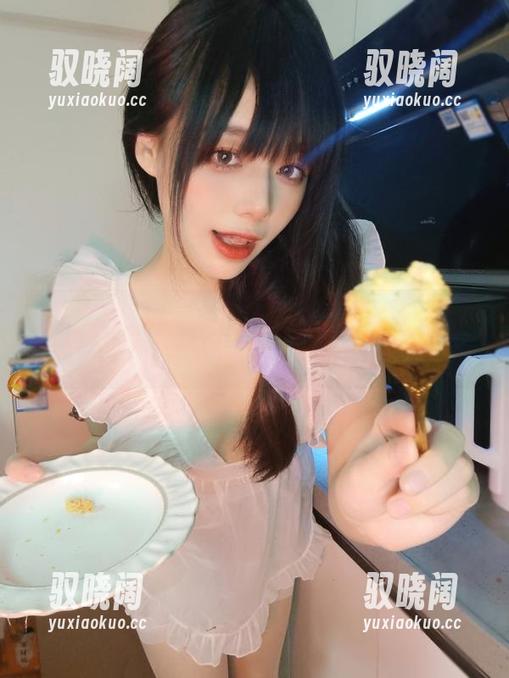 九言VSJK：原图里的“校服诱惑”，心态是可以不成熟的