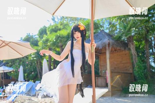 当“你夏夏”遇上女孩COS，随便一拍就是大片气质。