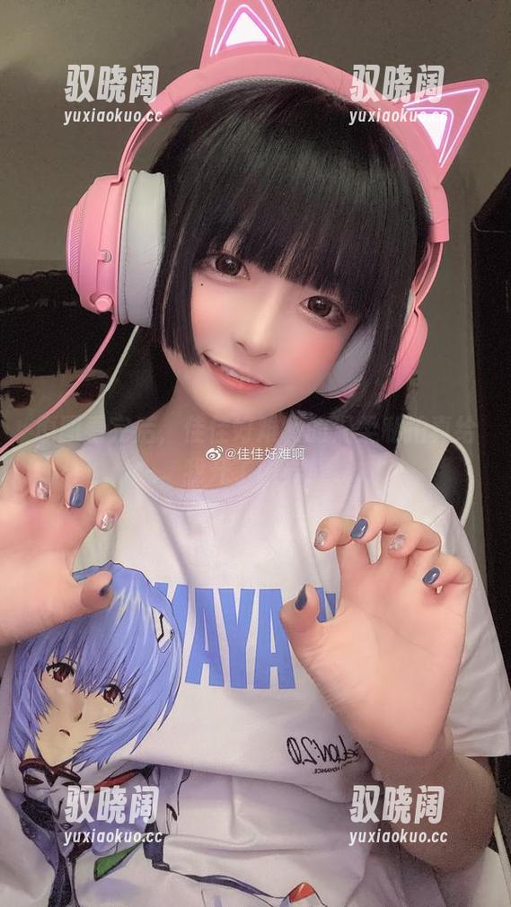 原图看完后，佳佳好难啊的温柔私拍真给我开了眼界！
