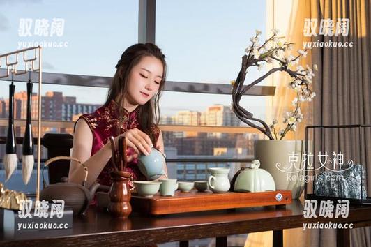 克拉女神 - 兔女郎图包，芝月让我对这个角色有了新的瞥见
