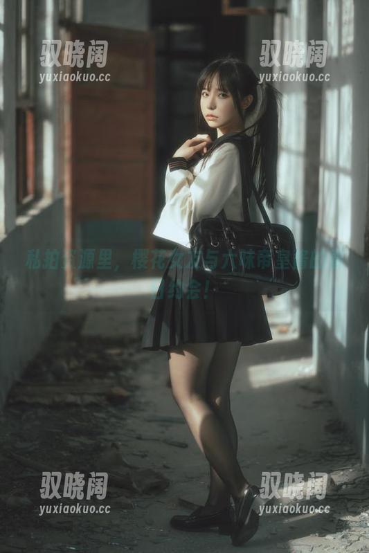 私拍资源里，樱花女友与六味帝皇酱的春日约会！