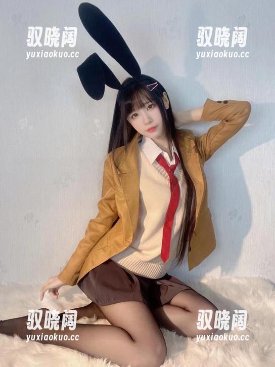微密圈 - 这肉丝不简单！十万口草莓粥粥的免费美图等你来收！