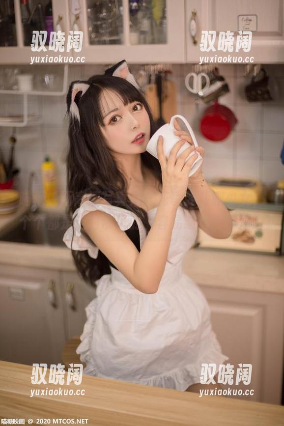 喵糖映画高清写真集：花季婴儿肥少女，个个都是走路带风的“容易皱眉的小蛋”