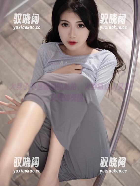 大梨子不是御姐的私拍，火野丽让人又爱又恨的美图。