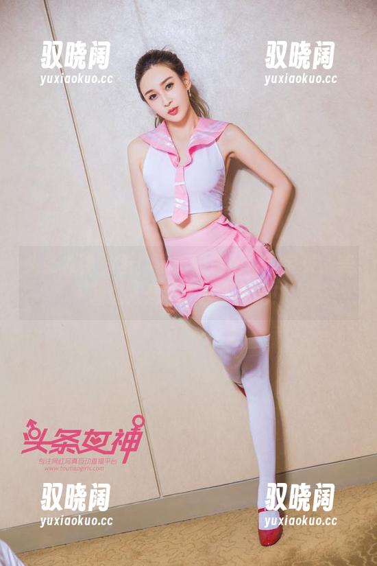 头条女神-易阳 头条女神 - 看!易阳的私房足球宝贝,美图让人想“任性”一把!
