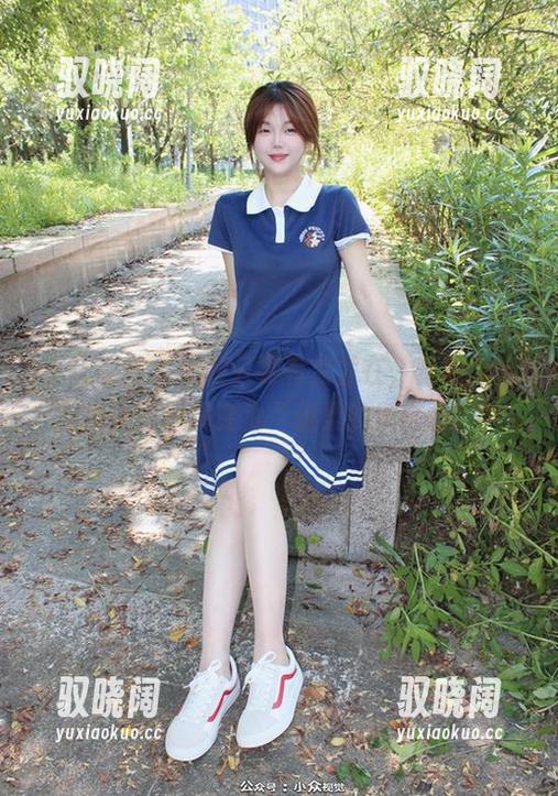 小众视觉-兰兰 小众视觉 - 果然只要有兰兰在,普通的套图也能慢慢演变为“温柔的洗脑曲”?