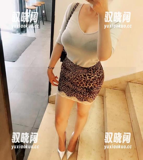 微密圈 - 小芯酱全套写真——我为啥觉得毛衣比我还会穿？
