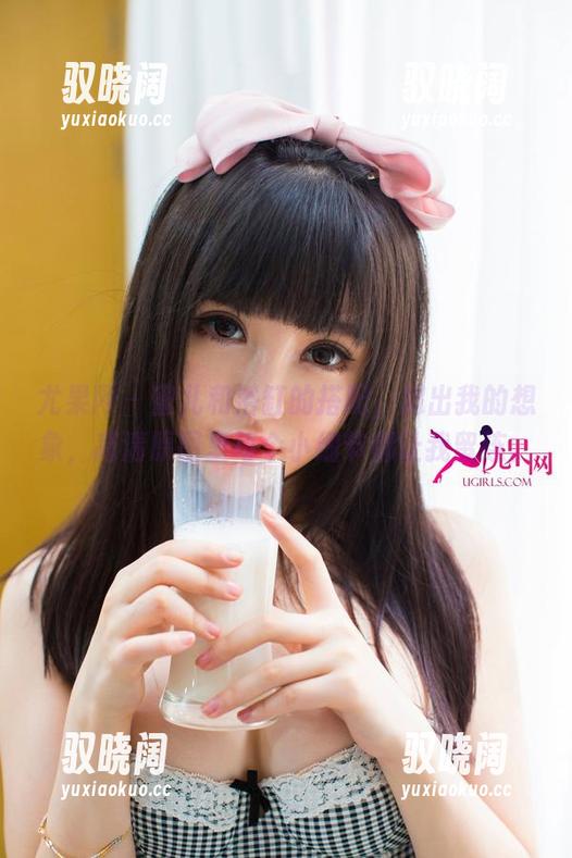 尤果网 - 蜜儿和浴缸的搭配，超出我的想象，高清原图里每个小细节都让我留连。