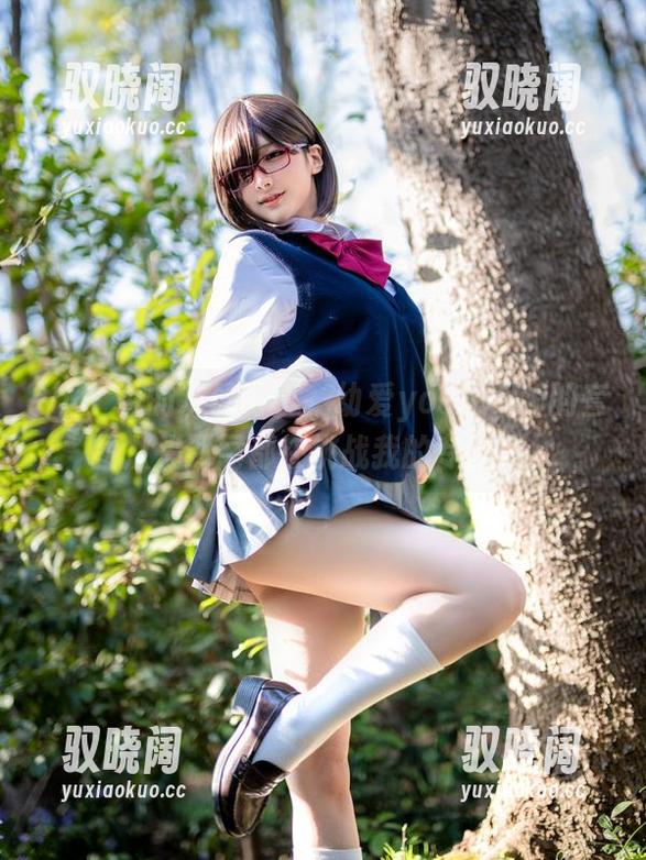 樋口円香的灰丝写真，幼爱youmeko的套图从头到尾都在挑战我的专注力。