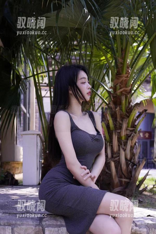 微密圈 - 原图看徐珺大哥的高跟鞋，整个气场都小心翼翼地围绕着他转。