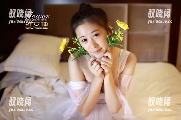推女神 - 在汪佩妮的泳池里洗涤心灵，别忘了带走的资源哦