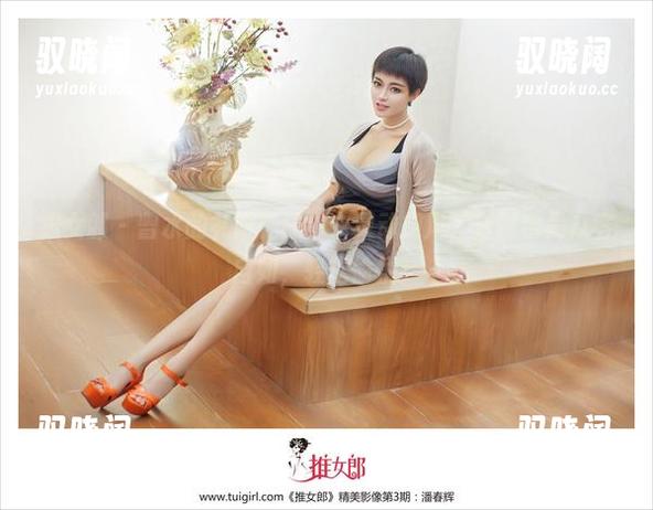 推女郎 - 曾水的礼服在原图中灵动如风，套图也是从容自如，轻松愉悦！