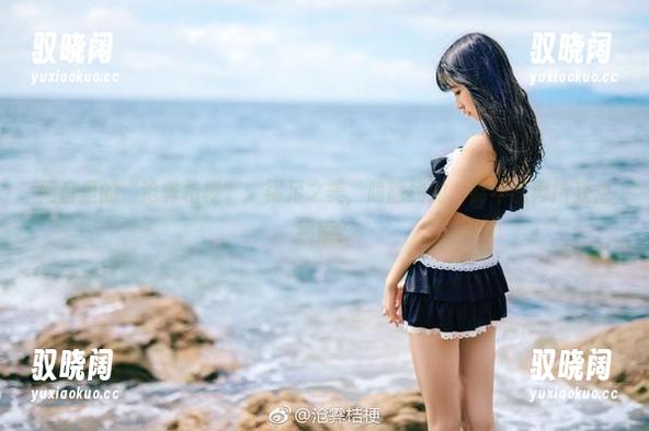 网盘里的“沧霁桔梗”：裸足之美，隐隐约约，能不能再给我点线索？