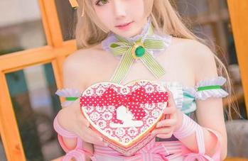浅野菌子的高清写真让我们明白，克鲁鲁·采佩西原来是如此“润”的一位呢！