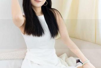 物恋传媒 - elise带你冲浪：抓住岛屿上的星星，顺便换个新壁纸吧！