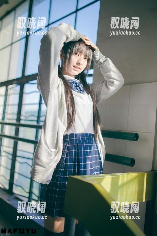看神乐坂真东的妹妹：敢不敢再cos得大胆点！