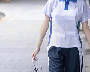 秀人网 - laura阿姣泳衣秀：在线原图，让人意想不到的极致