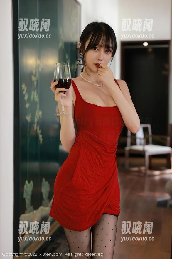秀人网 - 周慕汐fairy最新作品集来啦，日常也能这么有趣？