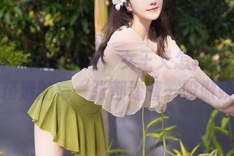 秀人网 - 奶芙乔乔，女王又怎样呢？图库里精选的每一张都透着一股傲娇。