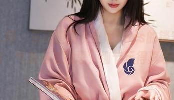 秀人网 - 在线查看，安妮Tess的镂空系列，气氛有点意思，细节玩得真巧妙