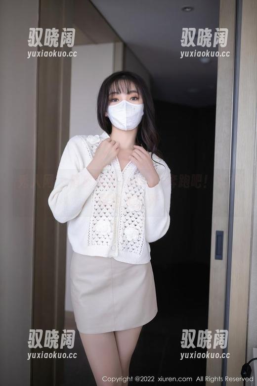 秀人网 - 俏皮果儿celia：奔跑吧！女孩图包大公开