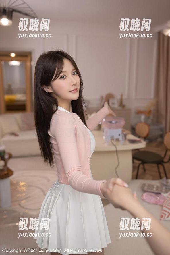 秀人网 - 只是日常？陈雅漫VICKY的全套写真让你哪些小心思藏不住！
