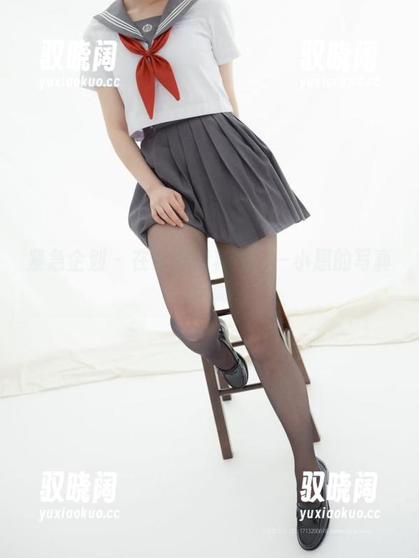 紧急企划-小恩 紧急企划 - 在家自得其乐——小恩的写真新篇