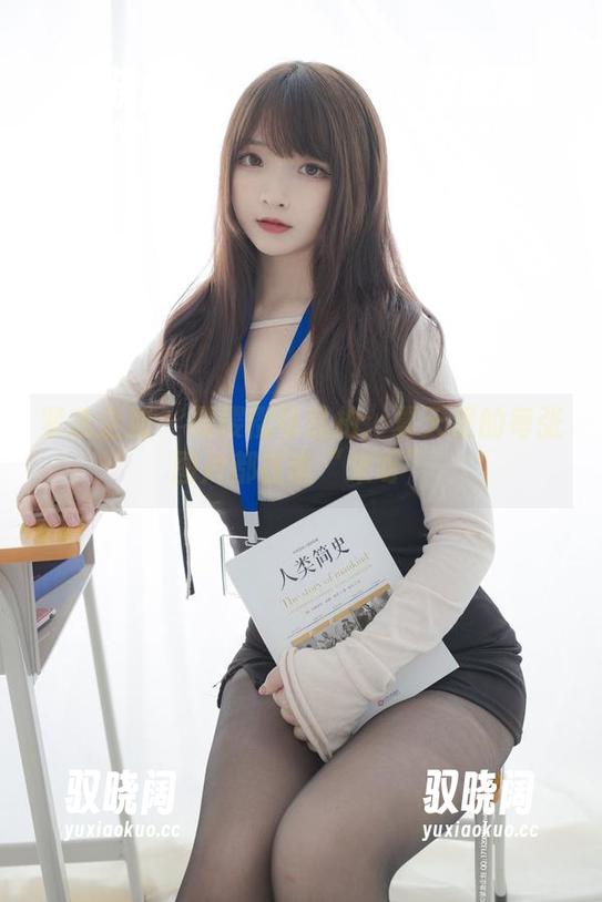 紧急企划-樱樱樱可 紧急企划 - 樱樱樱可私拍:夏天里的每张图片都在说“来呀”